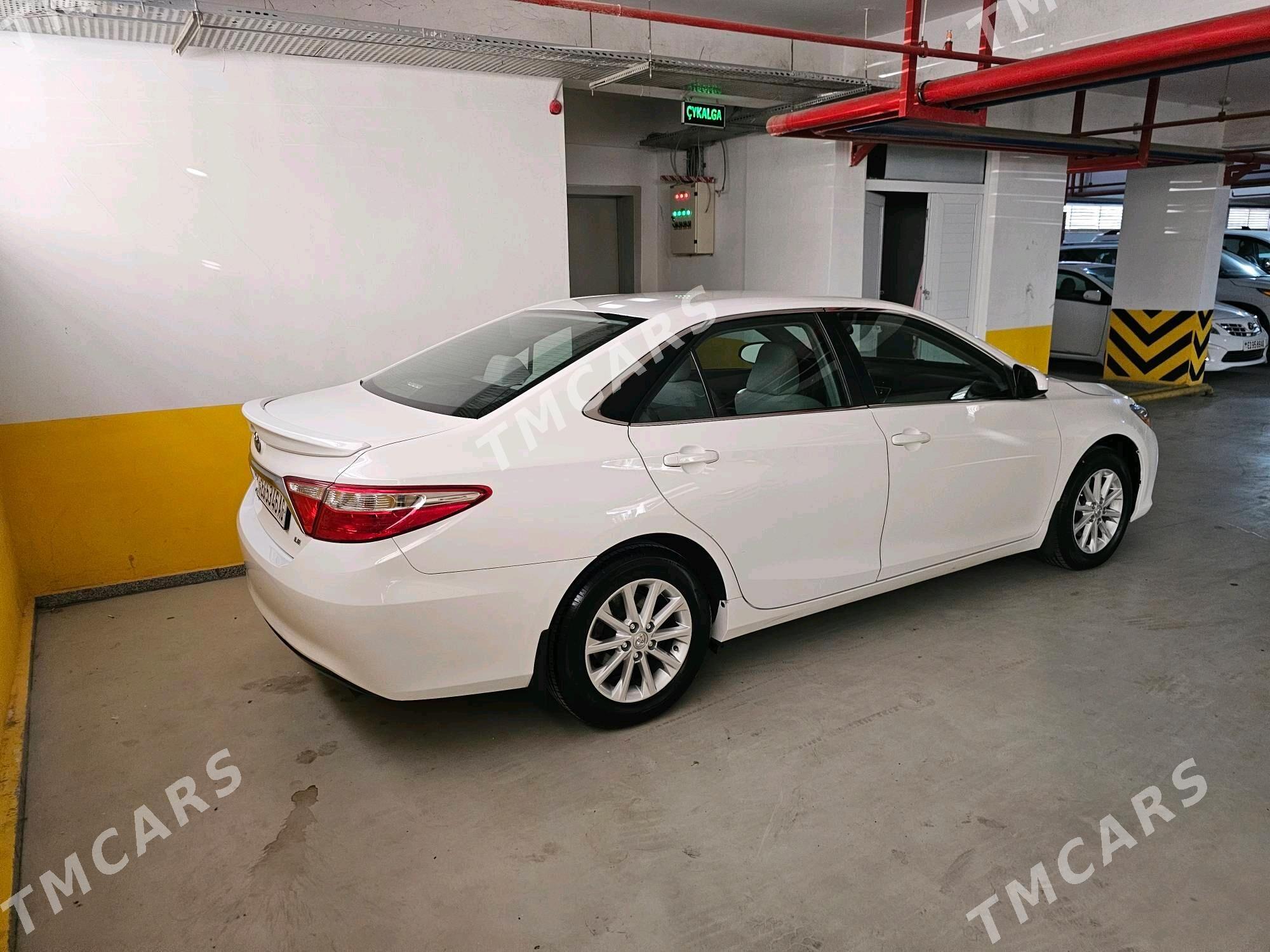 Toyota Camry 2017 - 256 000 TMT - Aşgabat - img 3