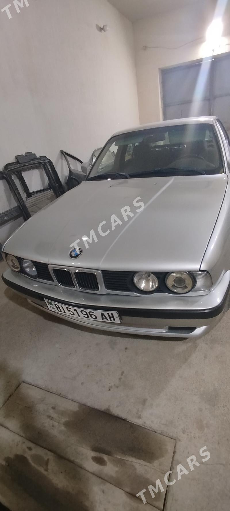 BMW E34 1991 - 52 000 TMT - Балканабат - img 2