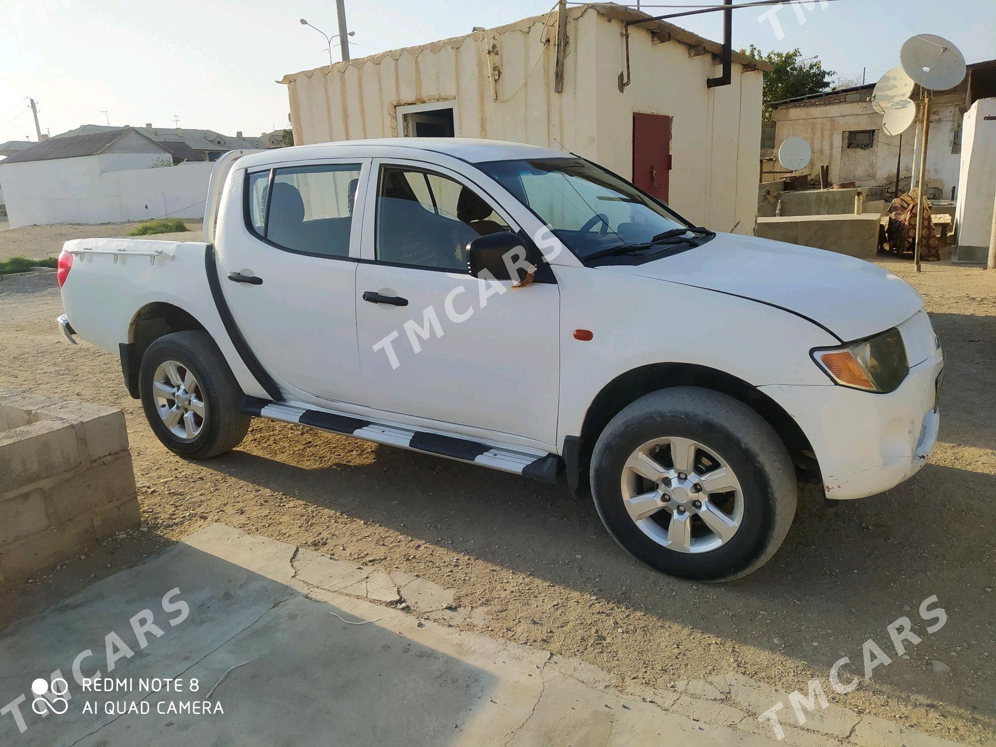 Mitsubishi L200 2007 - 110 000 TMT - Эсенгулы - img 1