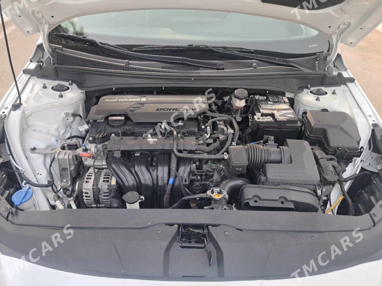 Hyundai Elantra 2022 - 270 000 TMT - Бузмеин ГРЭС - img 8