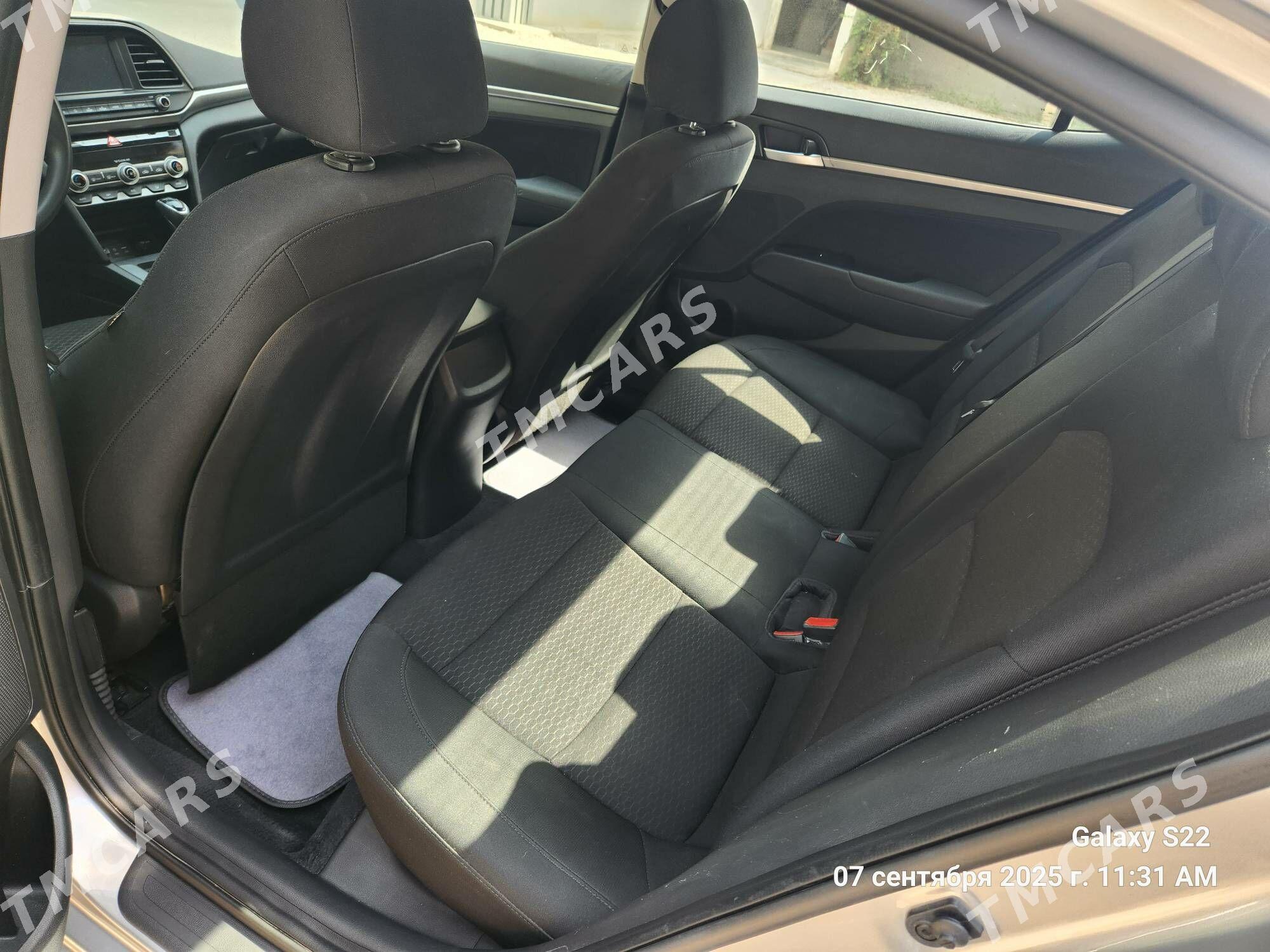 Hyundai Elantra 2020 - 205 000 TMT - Мары - img 1
