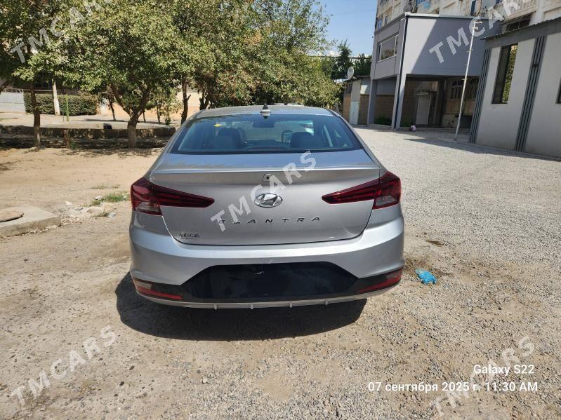 Hyundai Elantra 2020 - 205 000 TMT - Мары - img 7