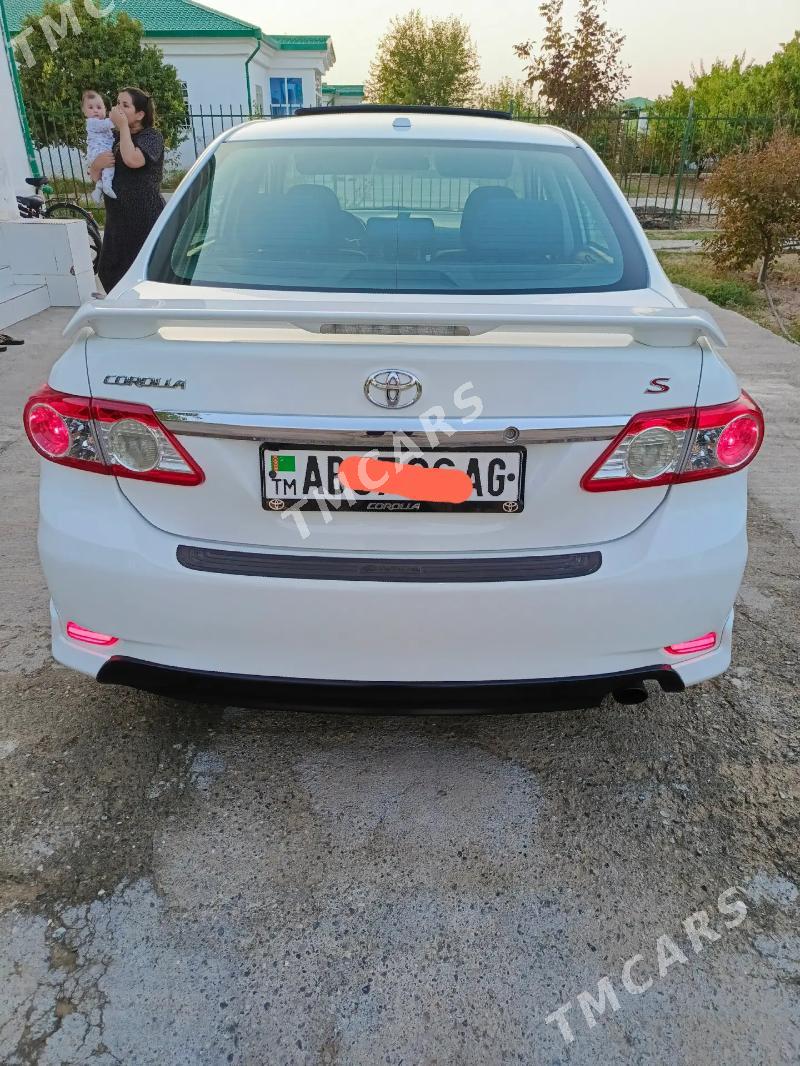 Toyota Corolla 2011 - 200 000 TMT - Ашхабад - img 1
