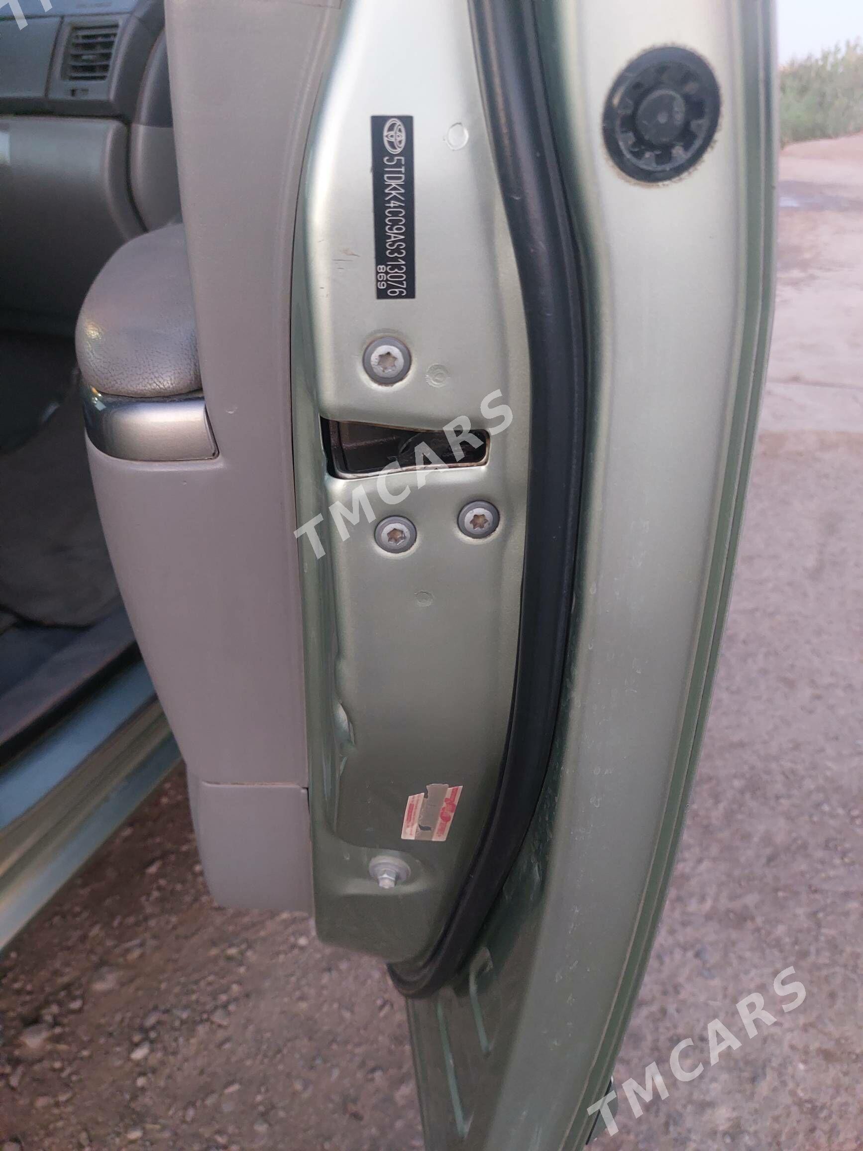 Toyota Sienna 2009 - 270 000 TMT - Дашогуз - img 2