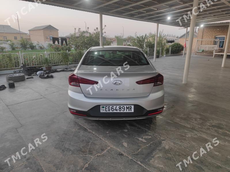Hyundai Elantra 2019 - 190 000 TMT - Mary - img 3