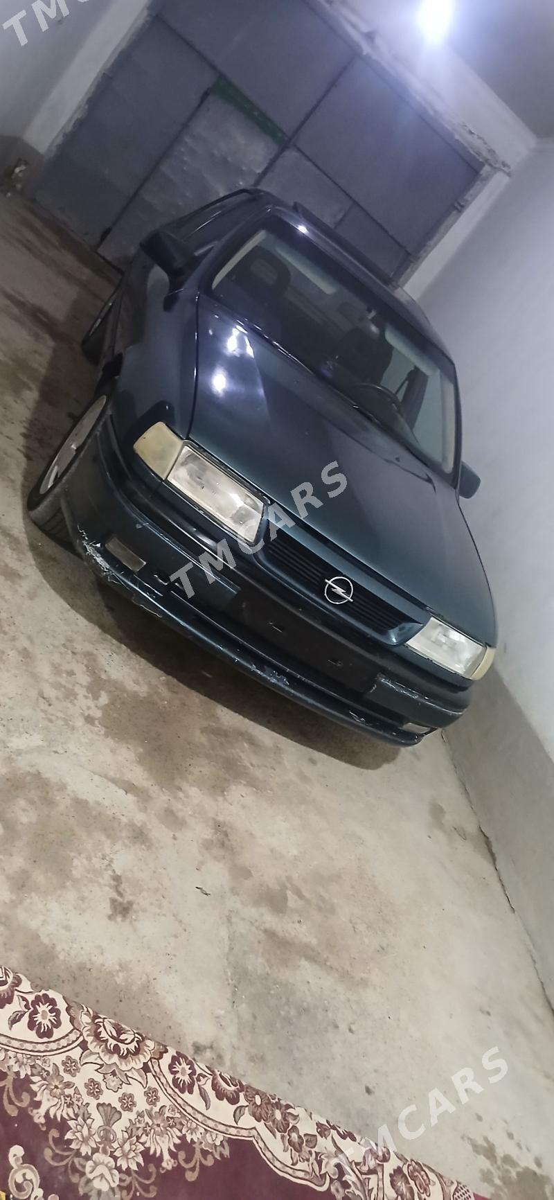 Opel Vectra 1993 - 45 000 TMT - Кёнеургенч - img 1