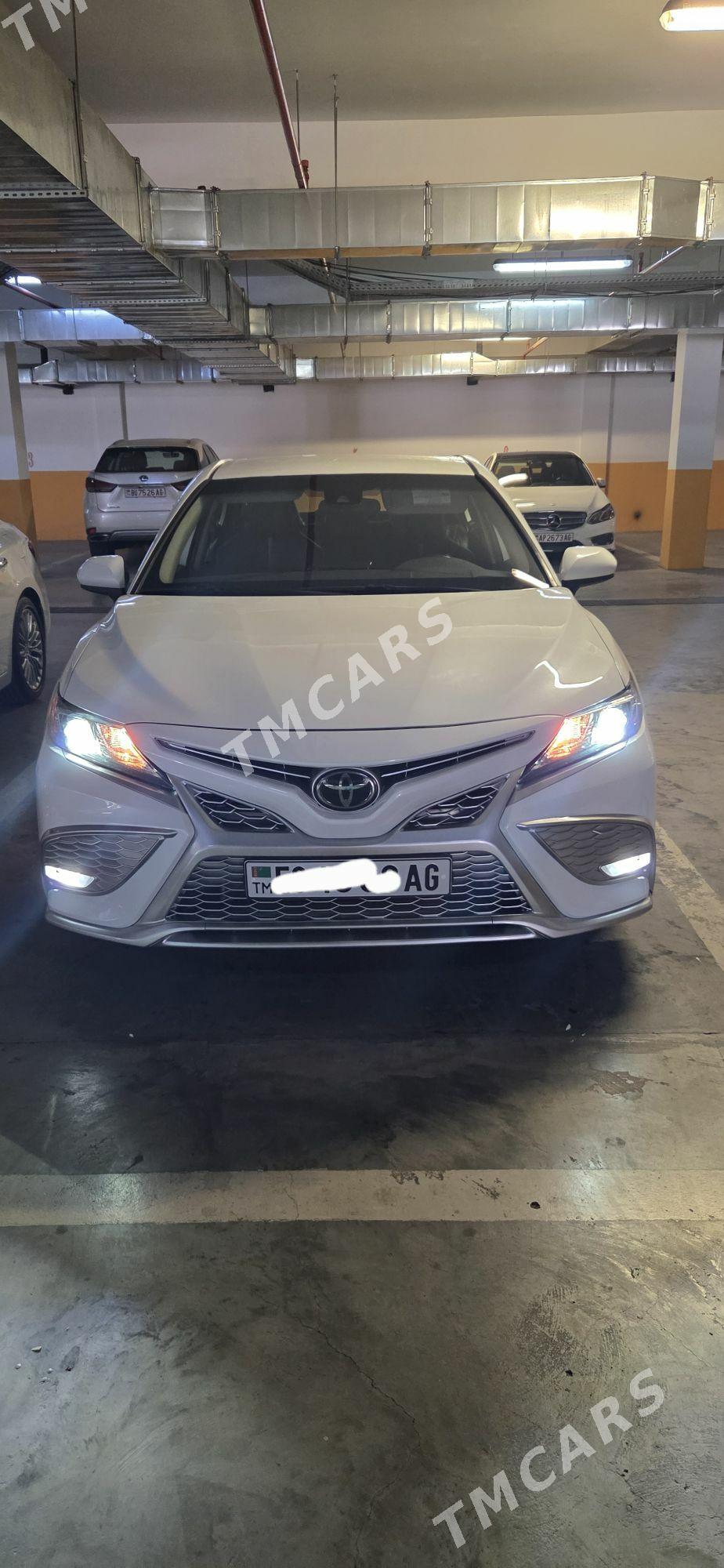 Toyota Camry 2021 - 335 000 TMT - Aşgabat - img 2