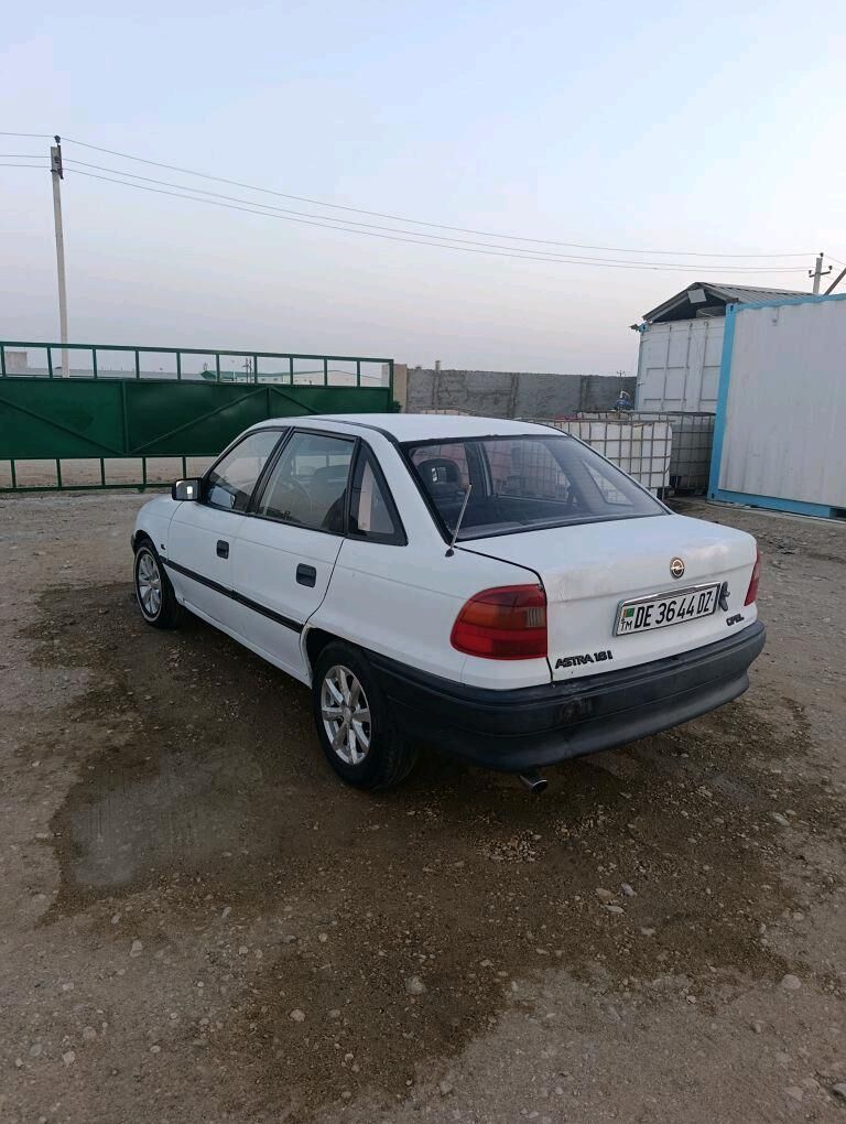 Opel Astra 1992 - 28 000 TMT - Хазар - img 4