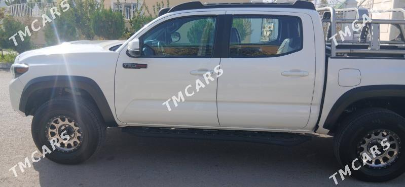 Toyota Tacoma 2019 - 480 000 TMT - Ашхабад - img 3