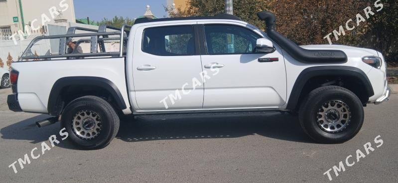 Toyota Tacoma 2019 - 480 000 TMT - Ашхабад - img 4