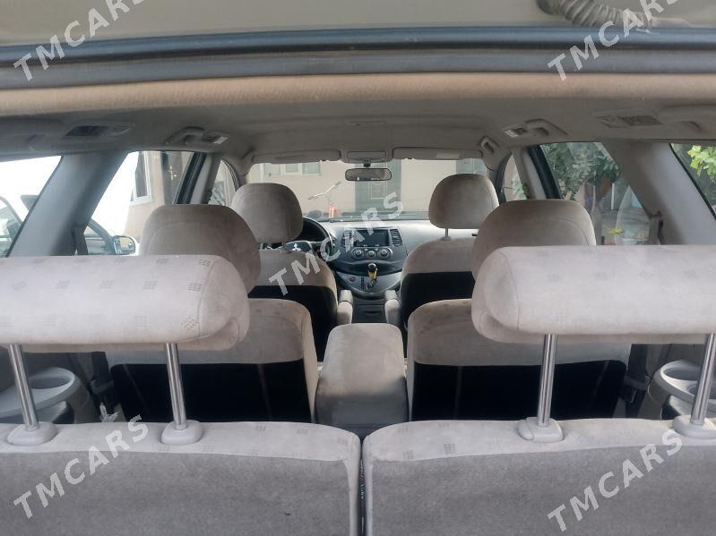 Mitsubishi Galant 2006 - 140 000 TMT - Тязе заман - img 3