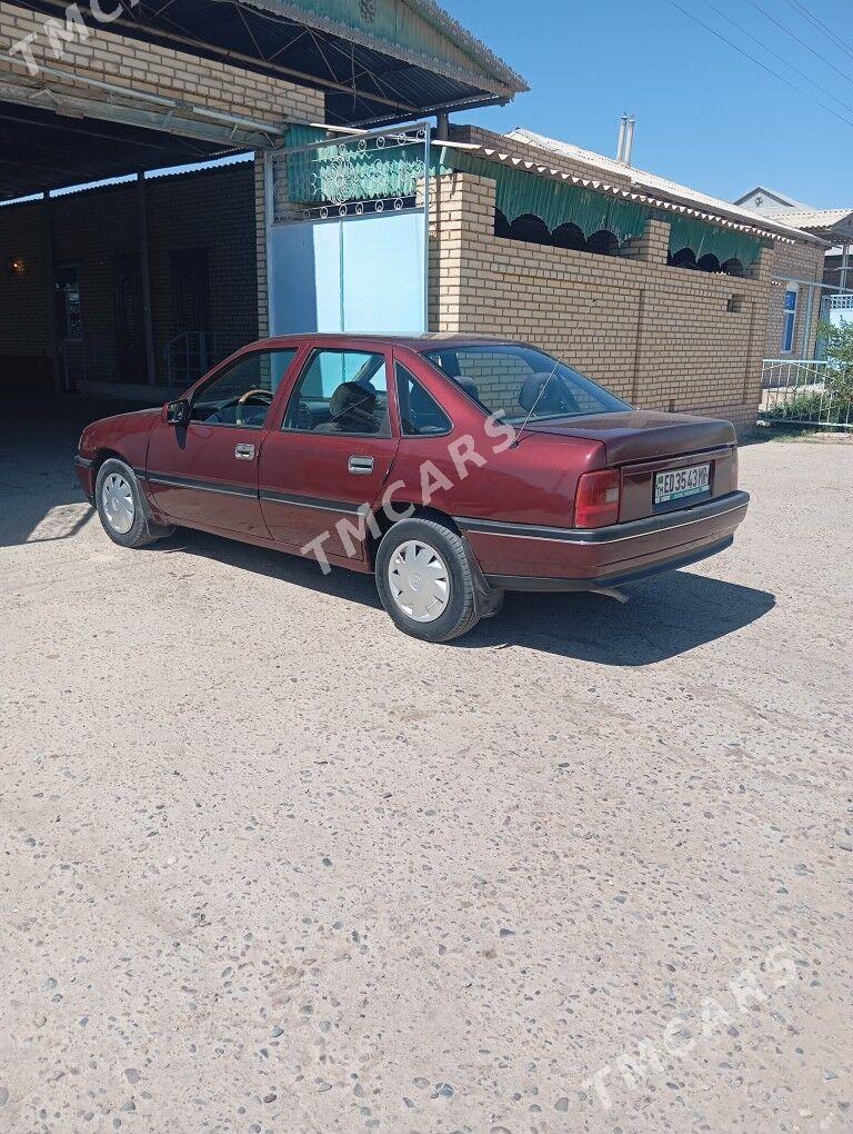 Opel Vectra 1992 - 28 000 TMT - Mary - img 6