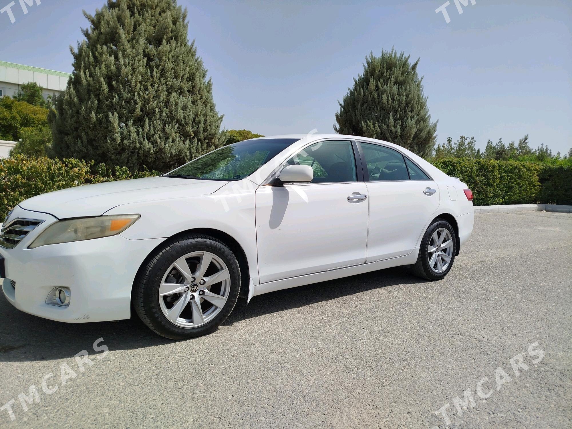 Toyota Camry 2010 - 176 000 TMT - Багир - img 2