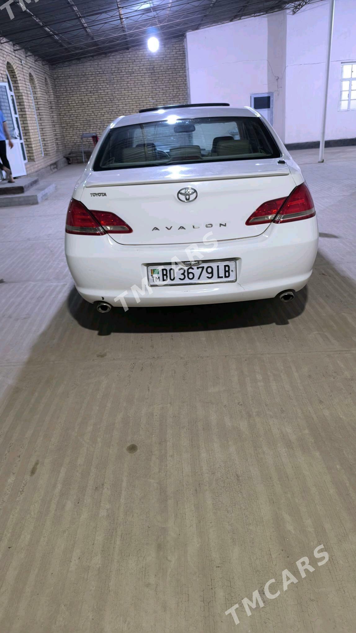 Toyota Avalon 2005 - 166 000 TMT - Дянев - img 3
