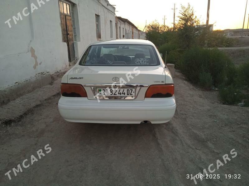 Toyota Avalon 1996 - 120 000 TMT - Болдумсаз - img 3