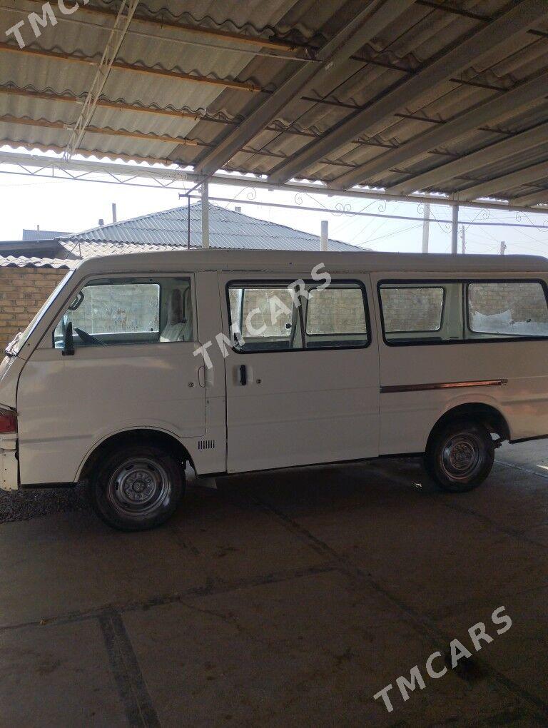 Toyota Hiace 1992 - 36 000 TMT - Mary - img 4