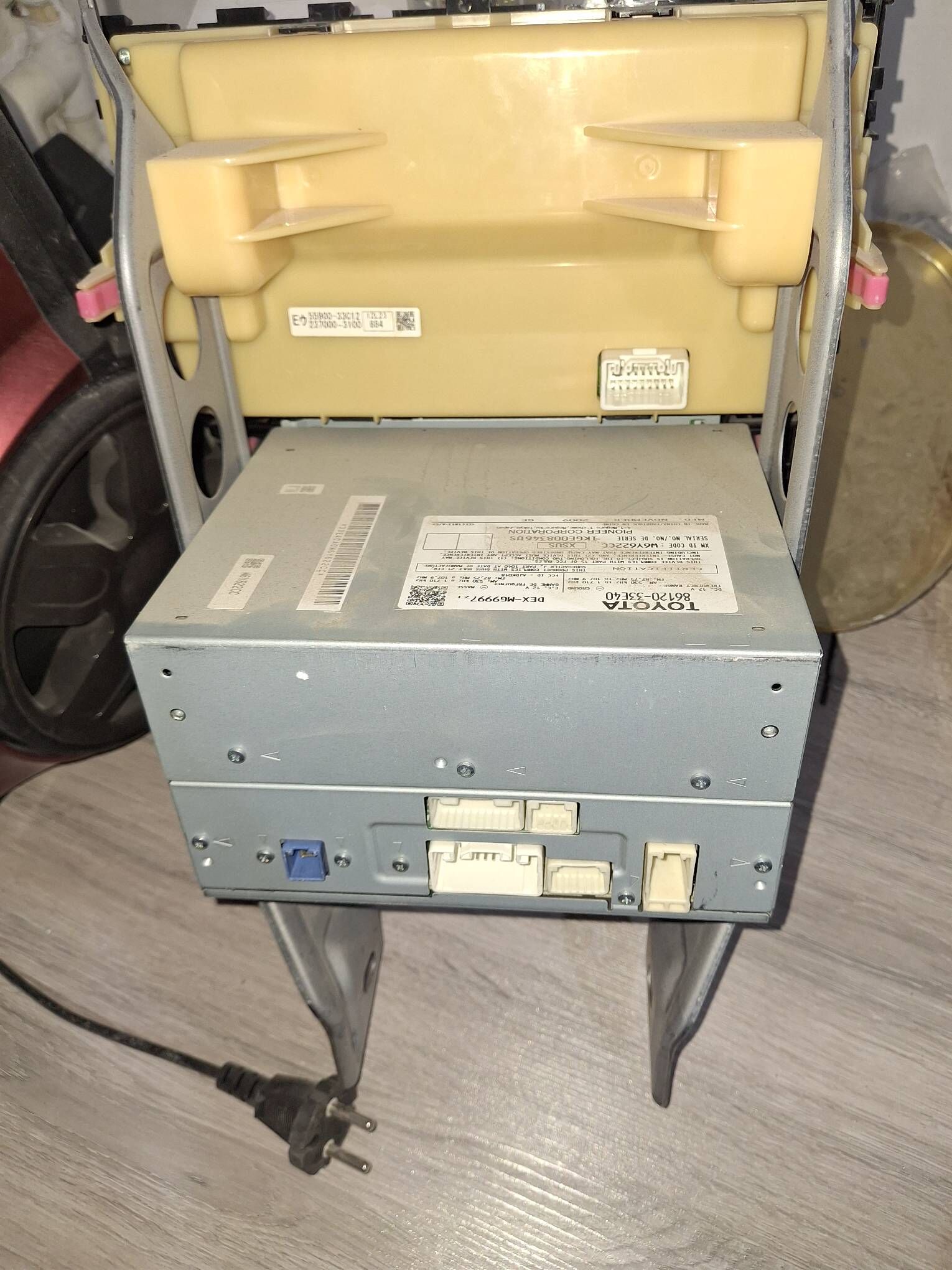 Leksus es magnitafon 1 500 TMT - 30 мкр - img 2
