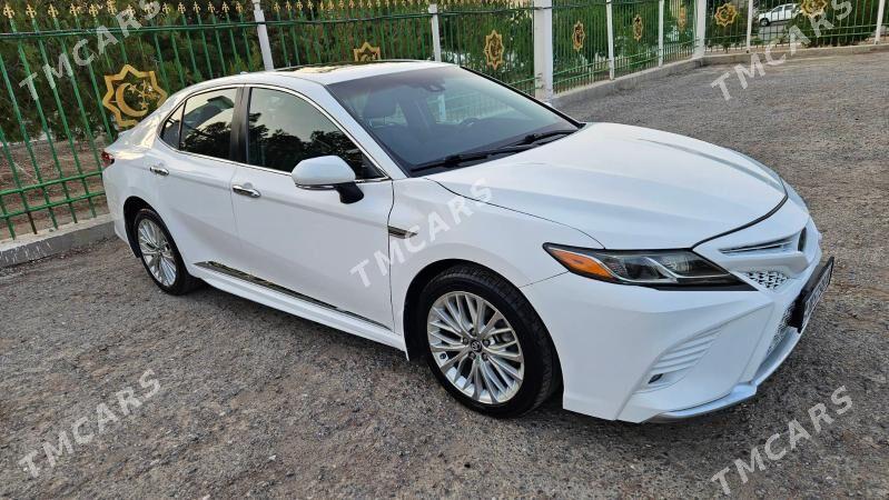 Toyota Camry 2018 - 280 000 TMT - 5 mkr - img 2