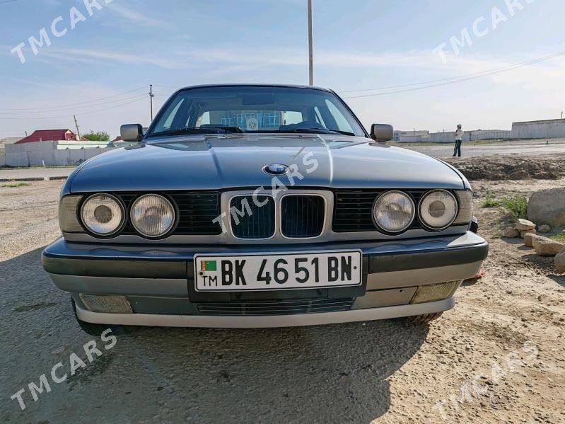BMW 535 1989 - 50 000 TMT - Balkanabat - img 2