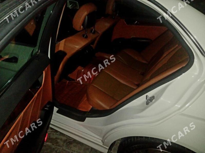 Mercedes-Benz C-Class 2010 - 170 000 TMT - Туркменабат - img 4