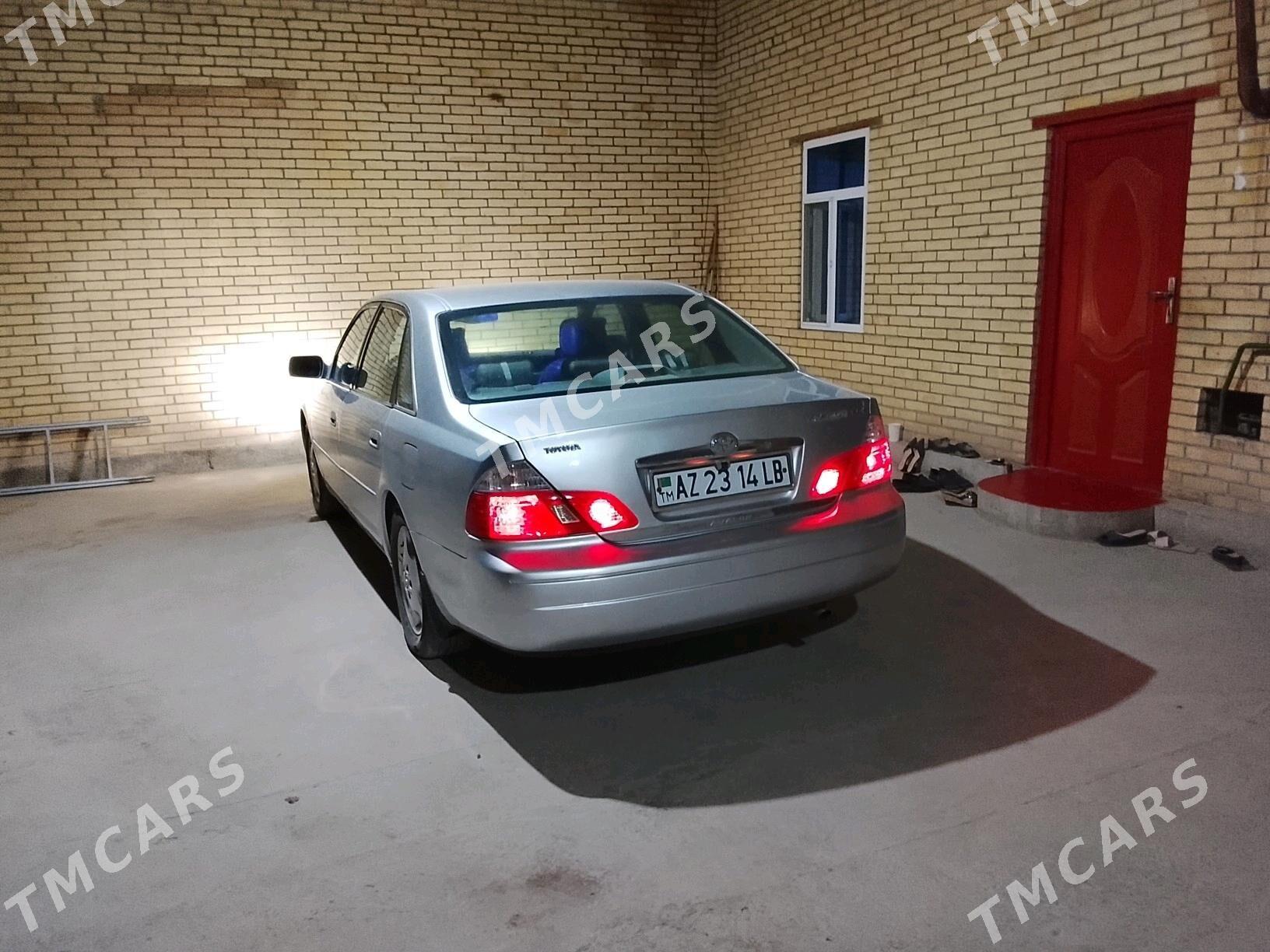 Toyota Avalon 2004 - 200 000 TMT - Çärjew - img 2