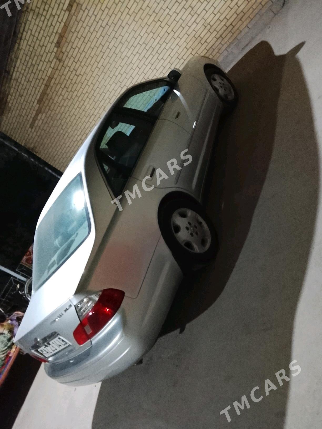 Toyota Avalon 2004 - 200 000 TMT - Çärjew - img 4