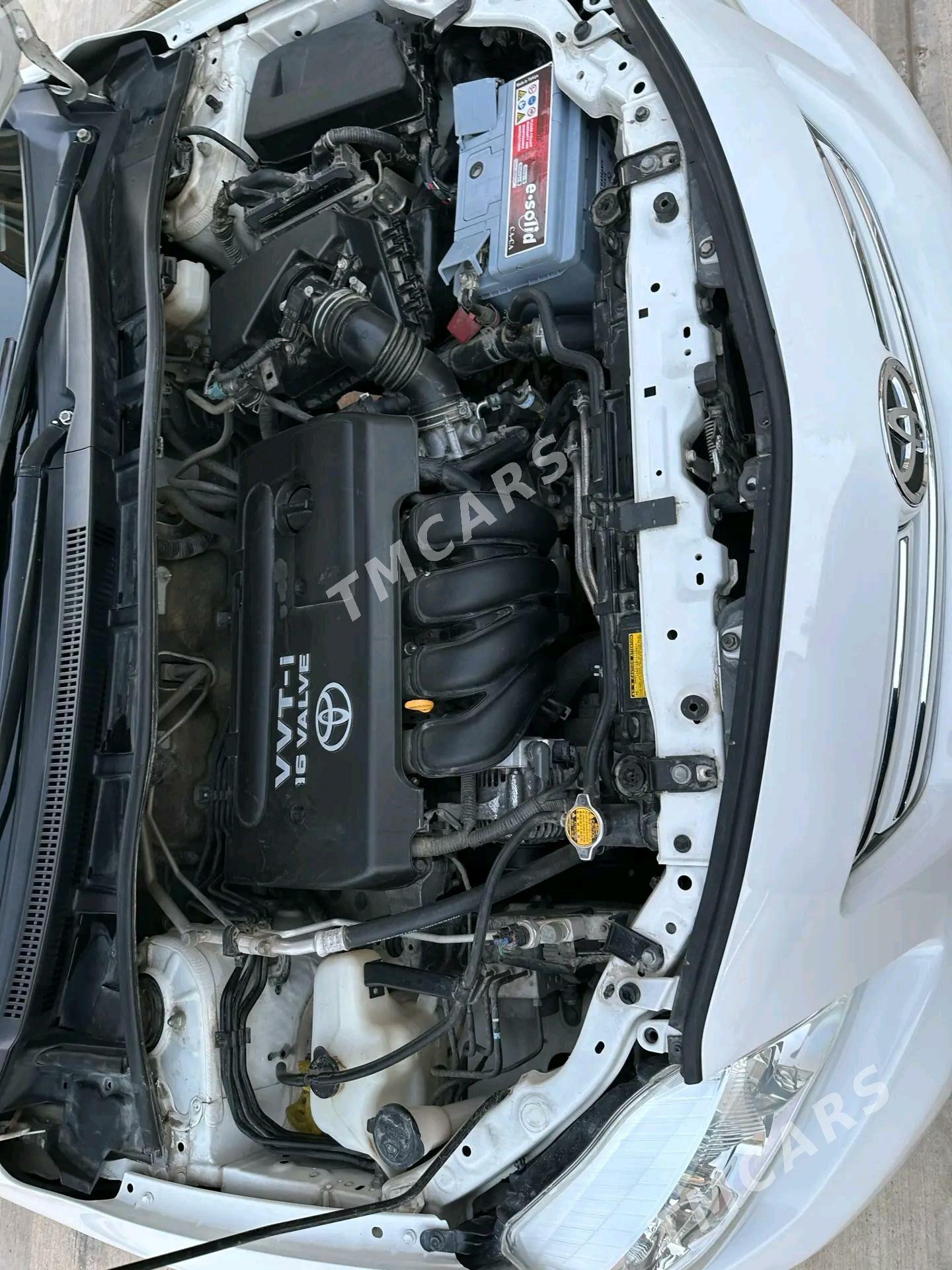 Toyota Corolla 2010 - 160 000 TMT - Aşgabat - img 3