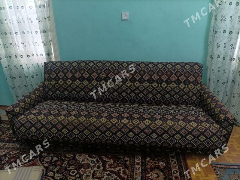 diwan - Gyzylarbat - img 3