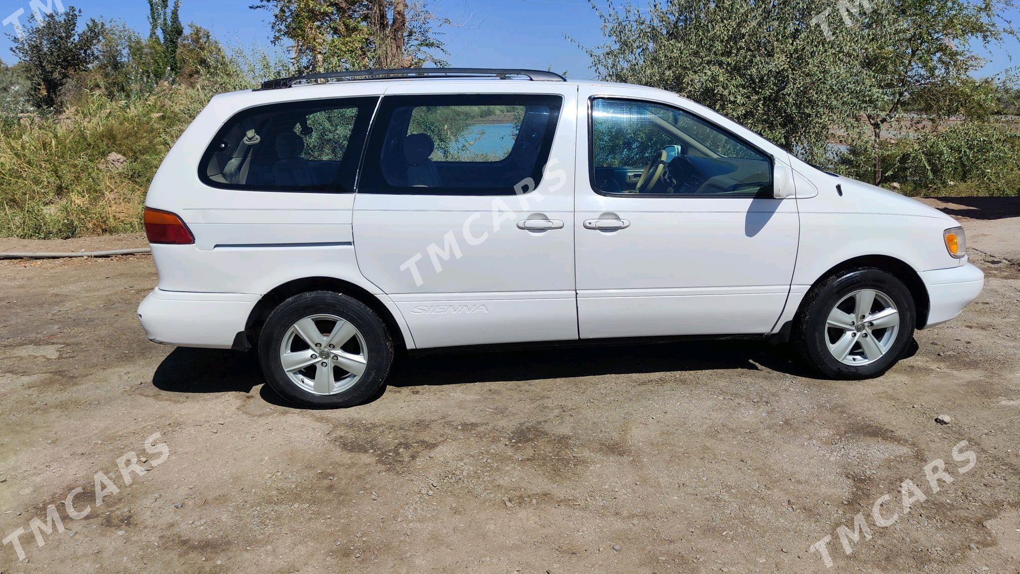 Toyota Sienna 2000 - 148 000 TMT - Gurbansoltan Eje - img 4