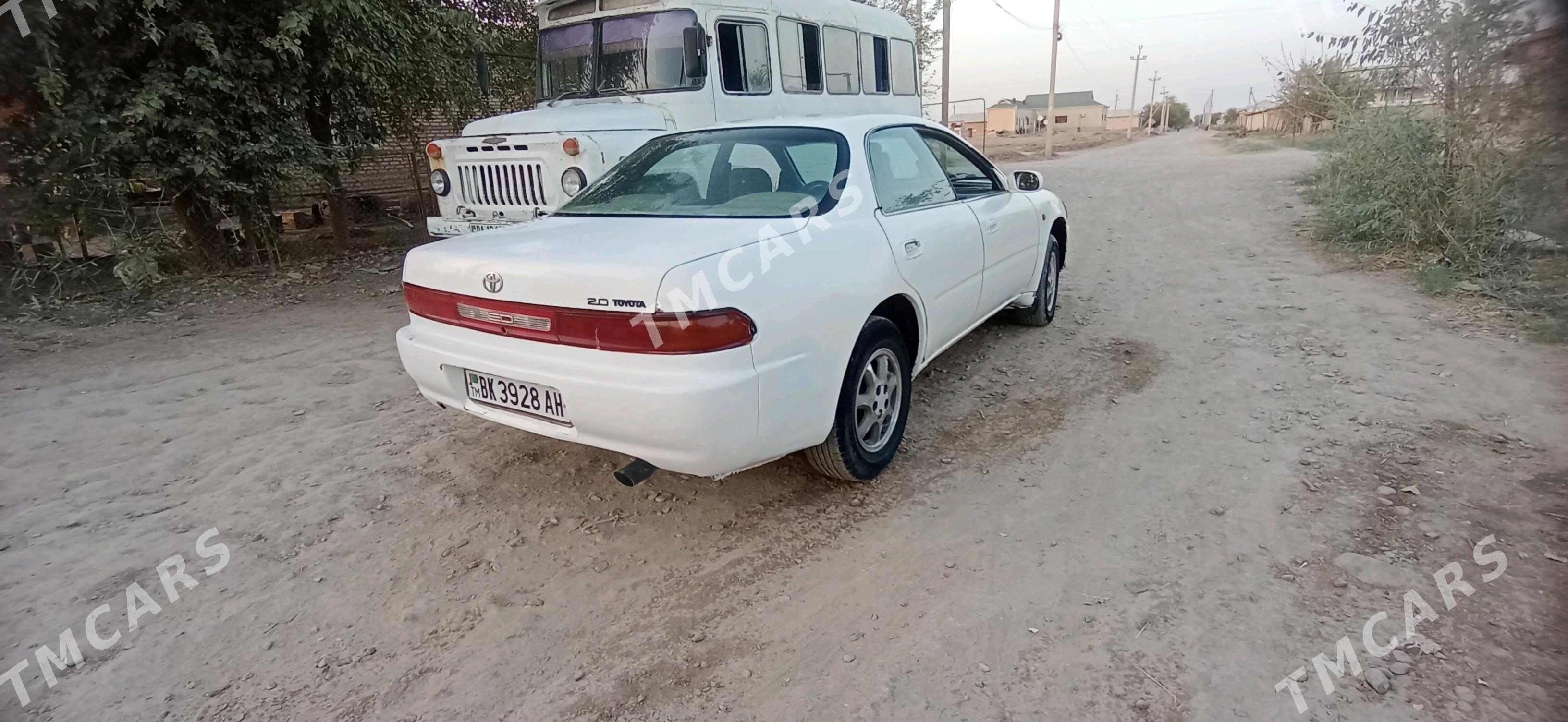 Toyota Carina 1994 - 34 000 TMT - Теджен - img 2