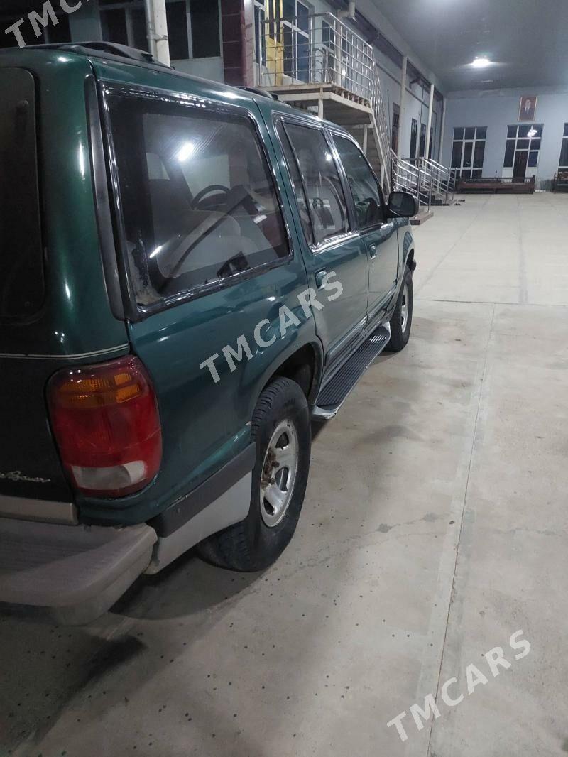 Ford Explorer 1998 - 40 000 TMT - Сакарчага - img 4