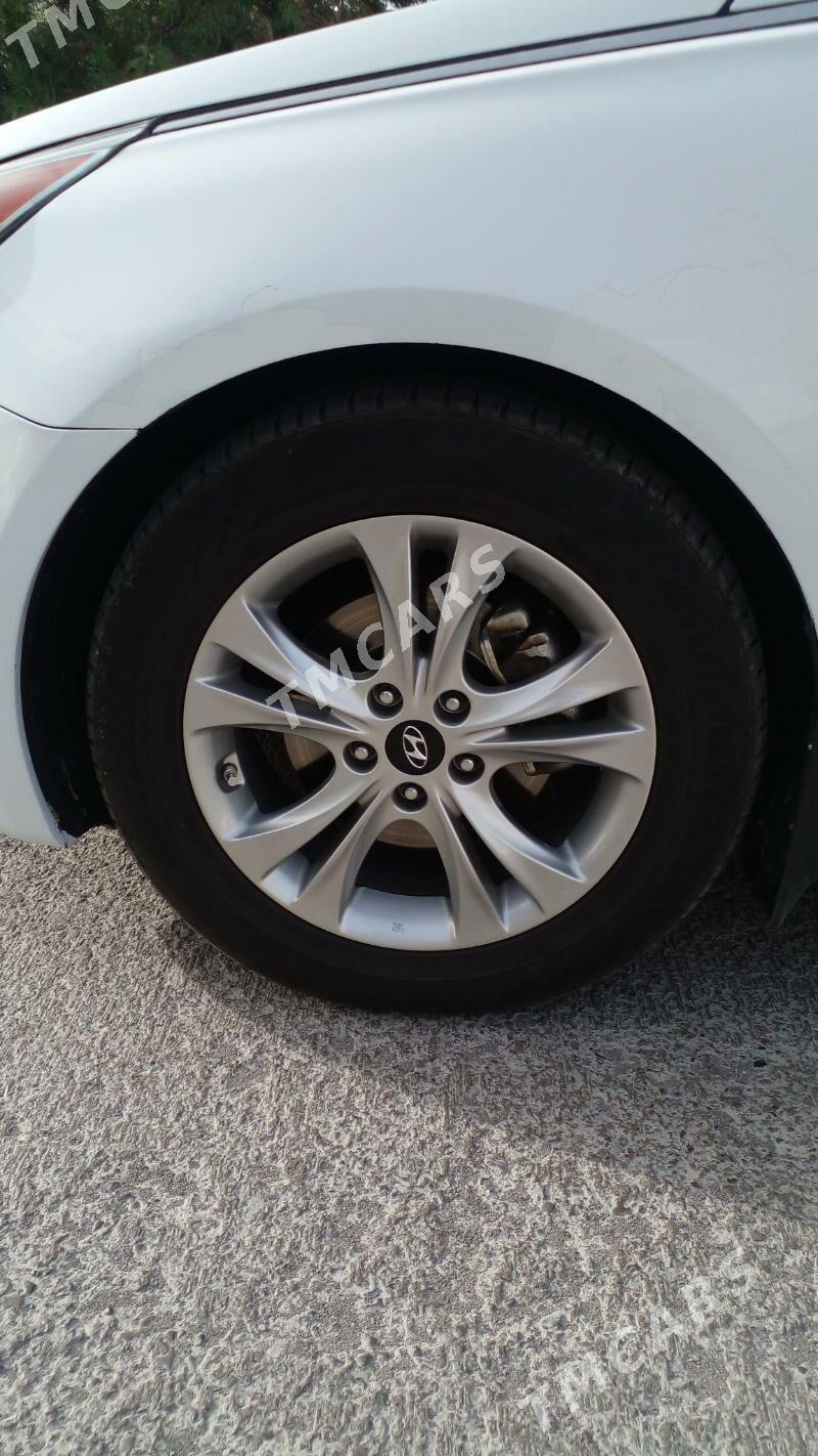 Hyundai Sonata 2012 - 169 000 TMT - ул. Подвойского (Битарап Туркменистан шаёлы) - img 4