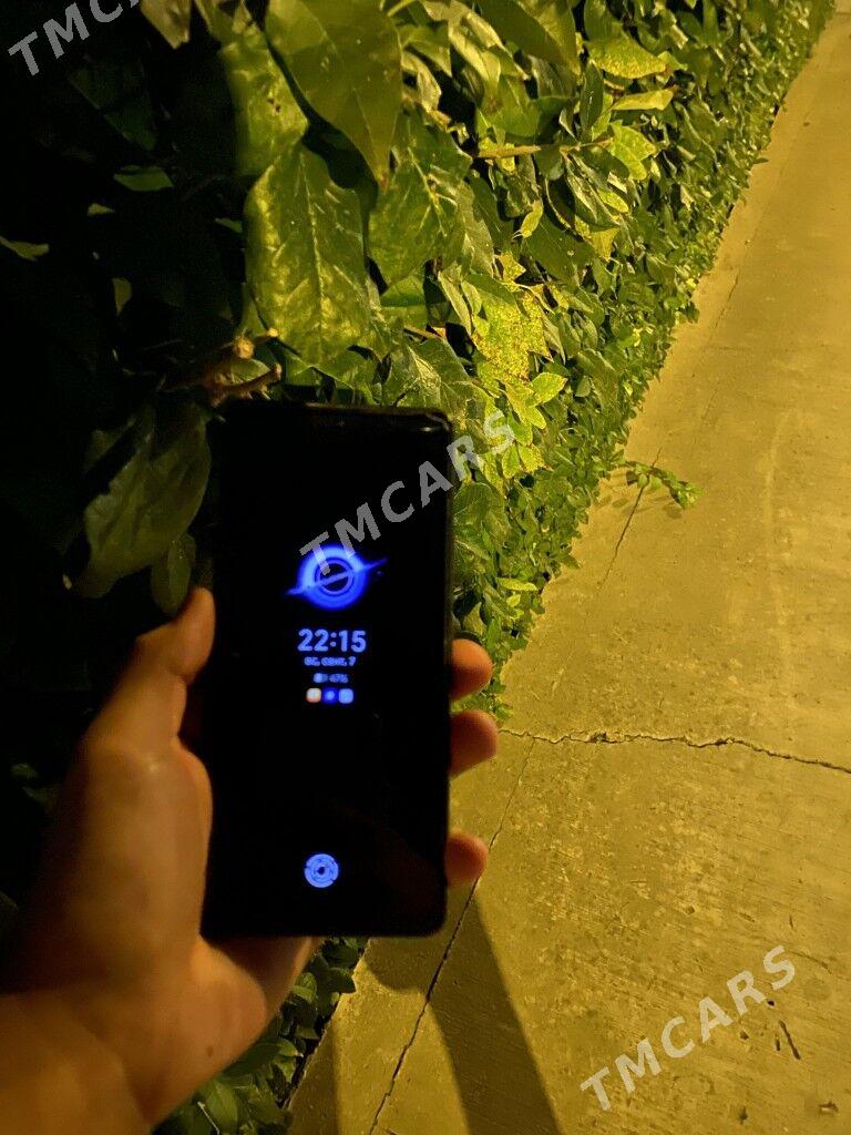 Tecno Camon 30 - 30 мкр - img 3