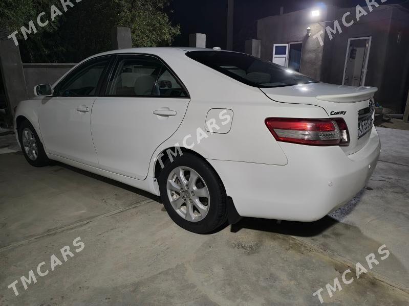 Toyota Camry 2011 - 190 000 TMT - Ашхабад - img 2