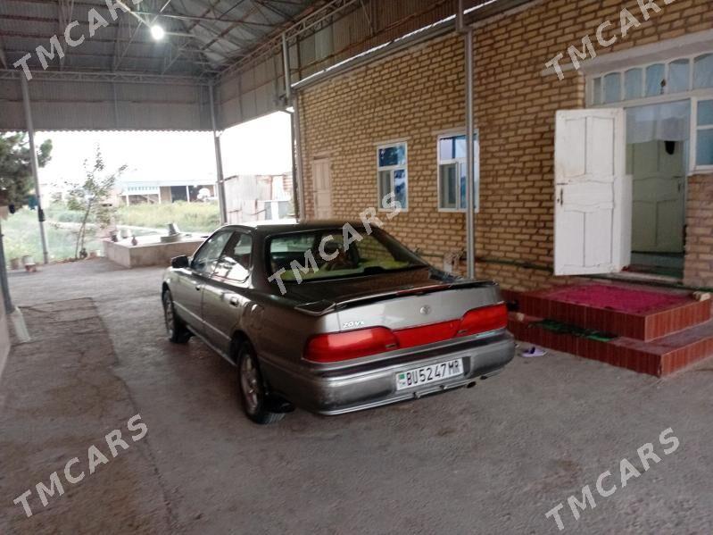 Toyota Camry 1993 - 40 000 TMT - Мургап - img 3