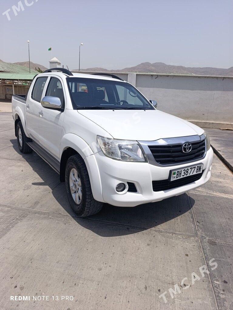 Toyota Hilux 2012 - 275 000 TMT - Балканабат - img 5