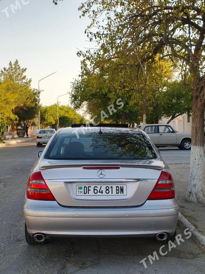 Mercedes-Benz E320 2004 - 129 000 TMT - Balkanabat - img 3