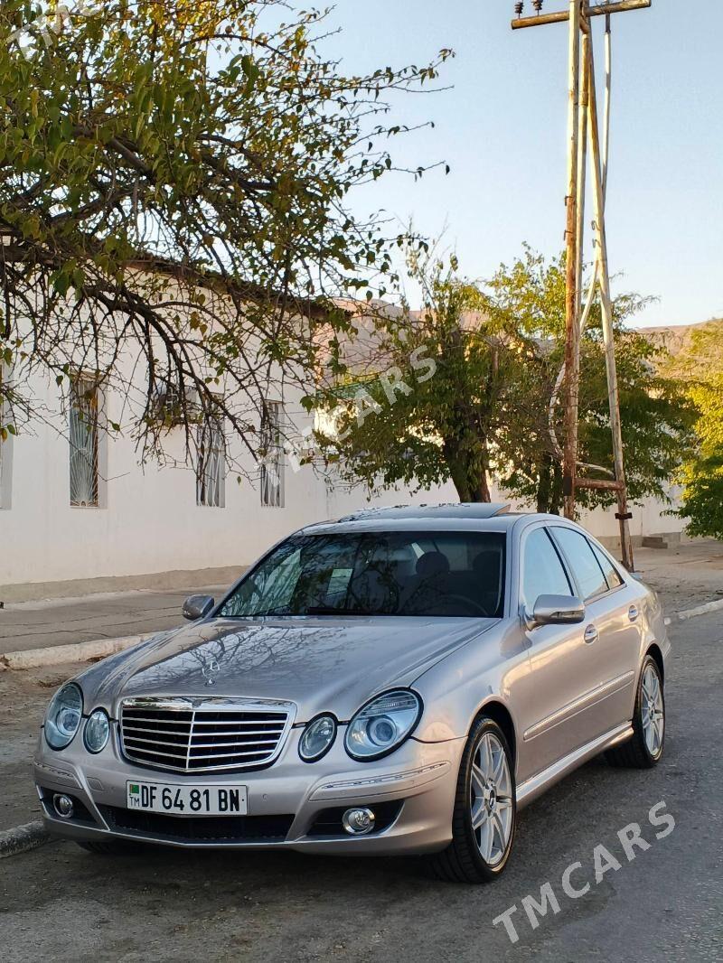 Mercedes-Benz E320 2004 - 129 000 TMT - Balkanabat - img 7