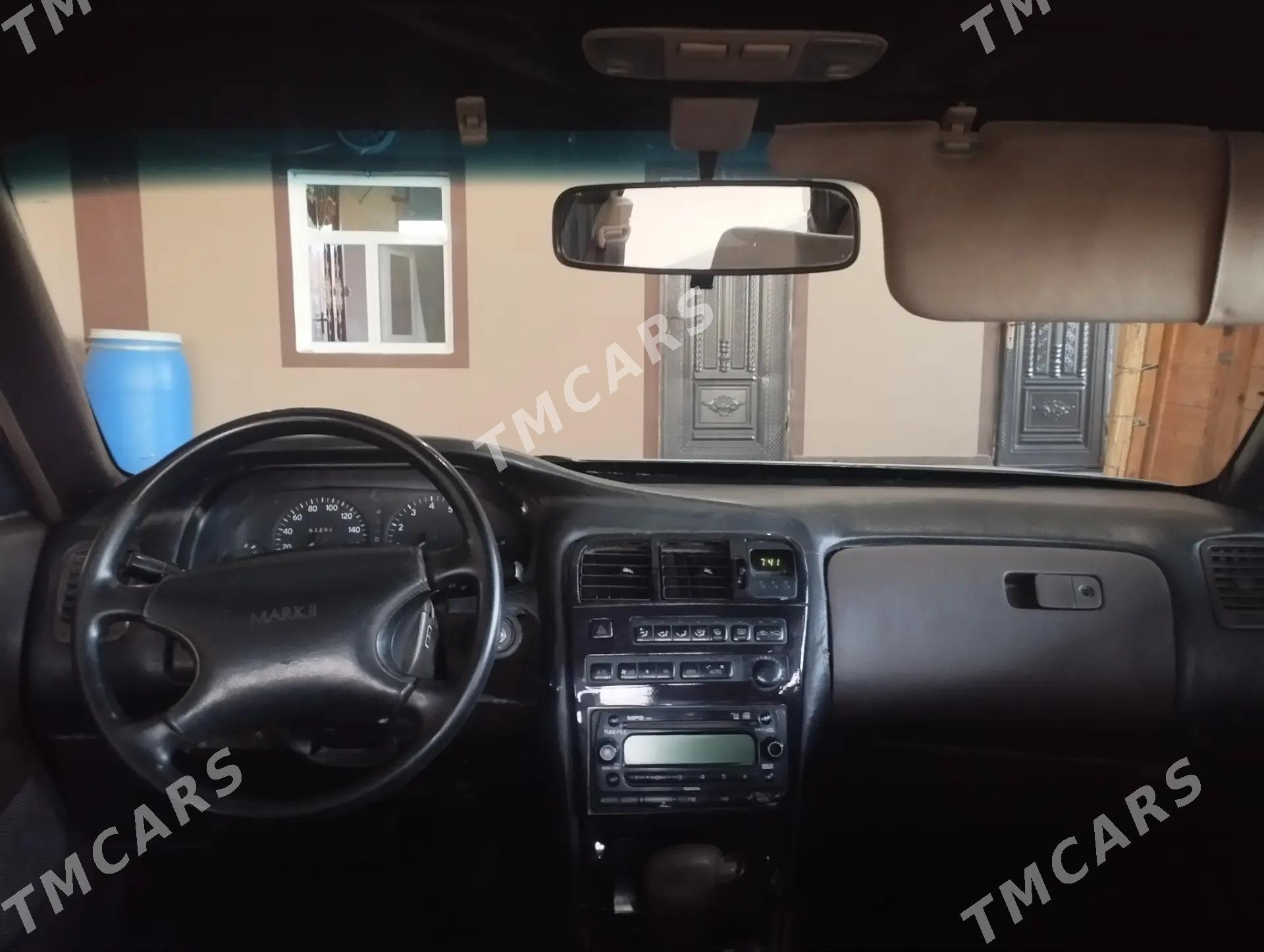 Toyota Mark II 1993 - 45 000 TMT - Мургап - img 5