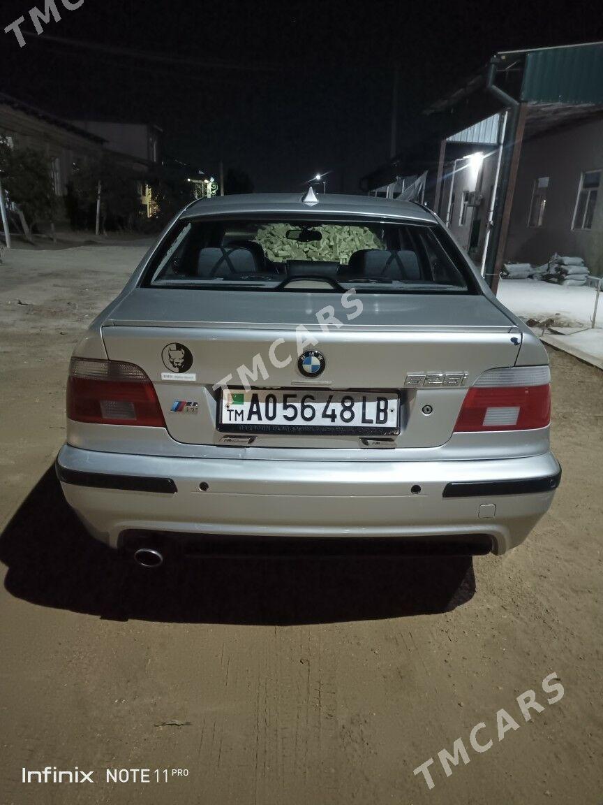 BMW E39 1998 - 80 000 TMT - Чарджоу - img 2