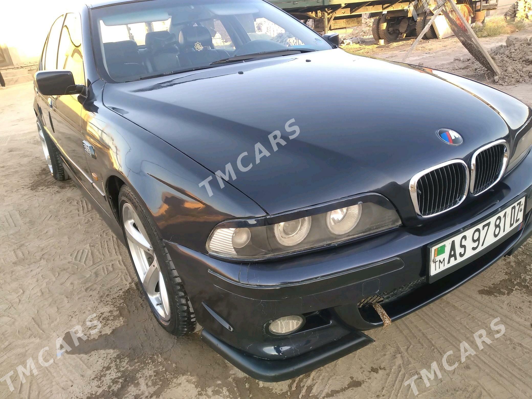 BMW E39 2002 - 135 000 TMT - Daşoguz - img 4