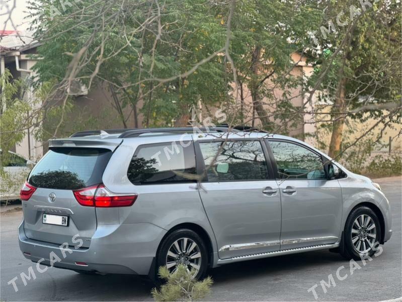 Toyota Sienna 2017 - 435 000 TMT - Балканабат - img 3