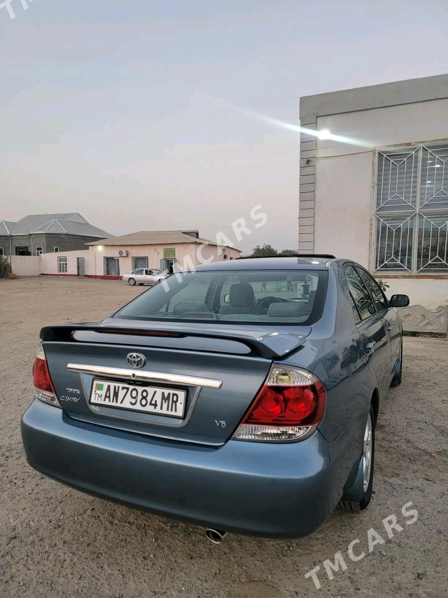 Toyota Camry 2004 - 155 000 TMT - Сакарчага - img 4