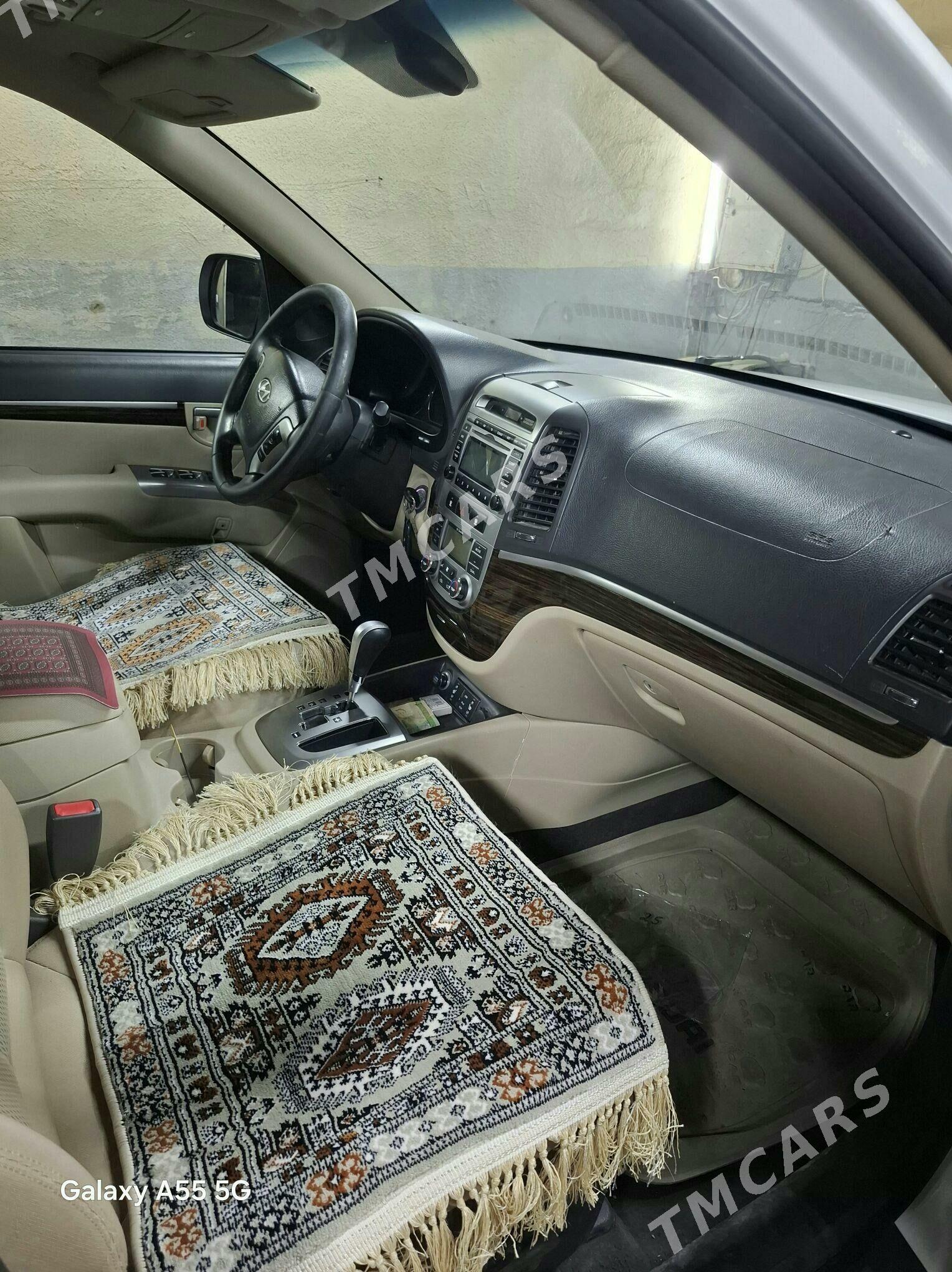 Hyundai Santa Fe 2010 - 190 000 TMT - Ашхабад - img 3