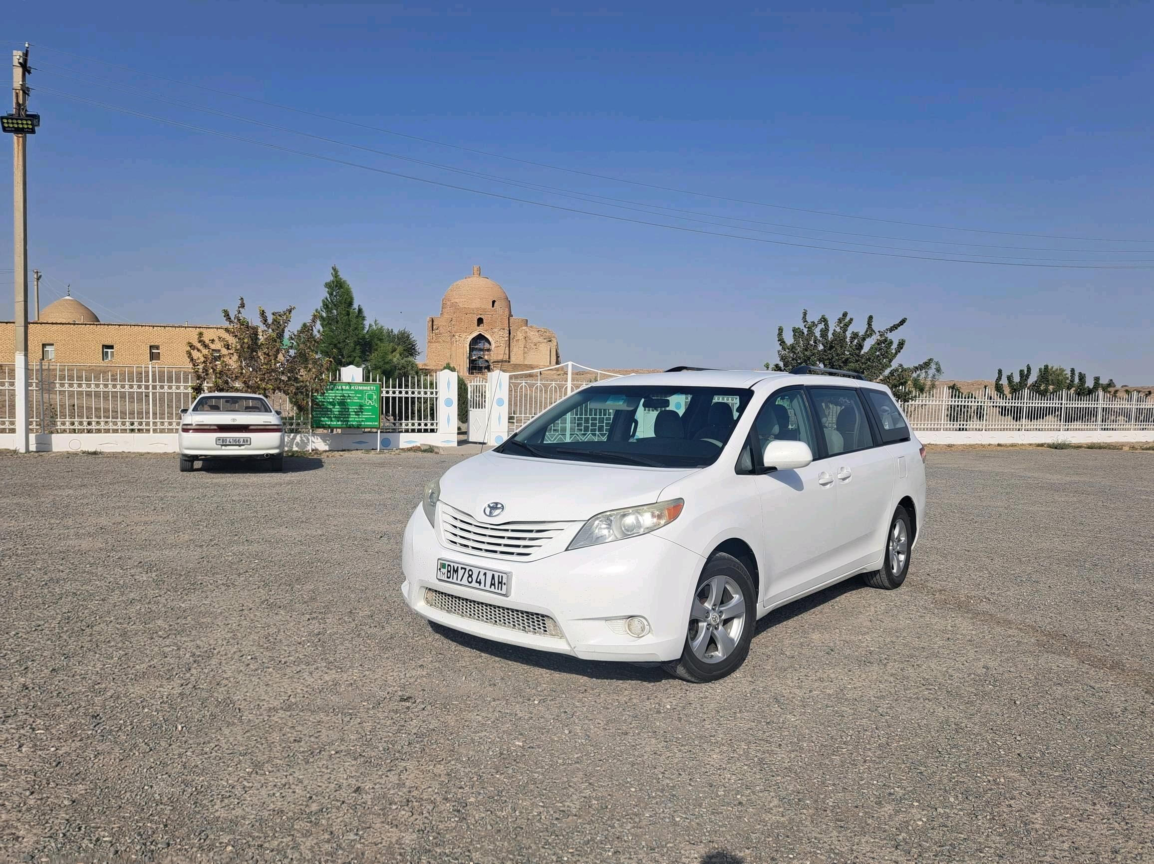 Sienna Hyzmaty (Taxi) - Aşgabat - img 4