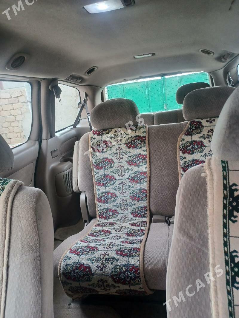 Toyota Sienna 2002 - 130 000 TMT - Ак-Бугдайский этрап - img 5