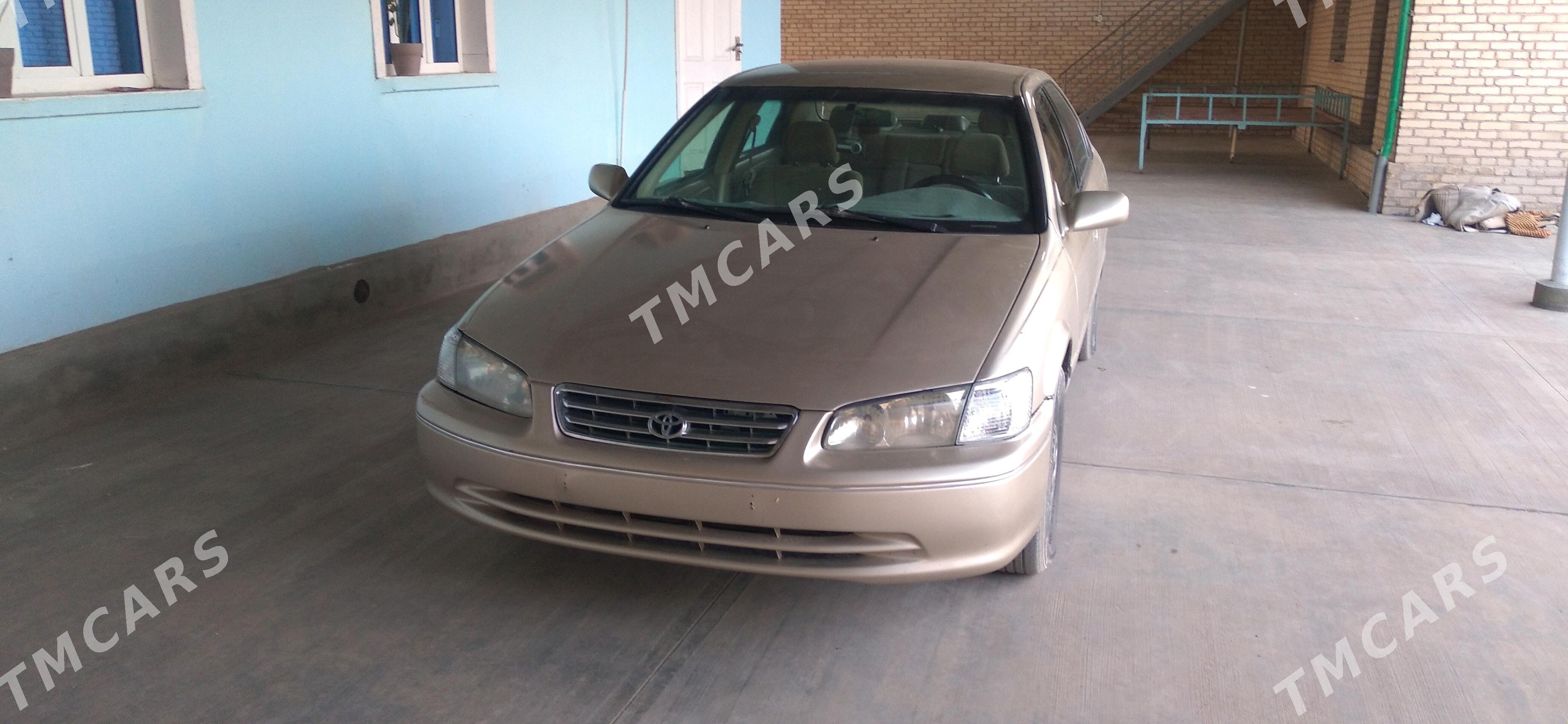 Toyota Camry 2001 - 137 000 TMT - Халач - img 7