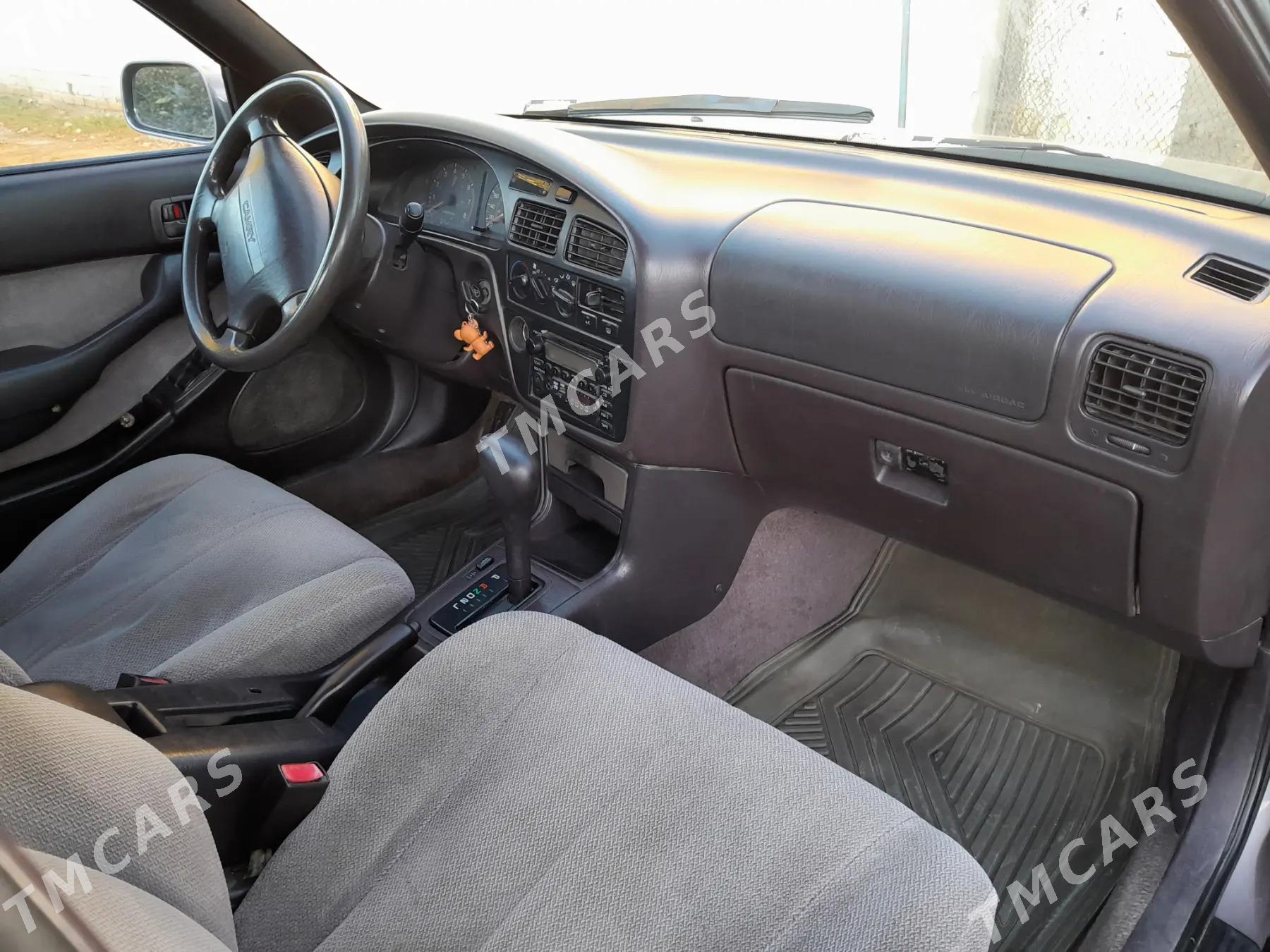 Toyota Camry 1995 - 100 000 TMT - Болдумсаз - img 4