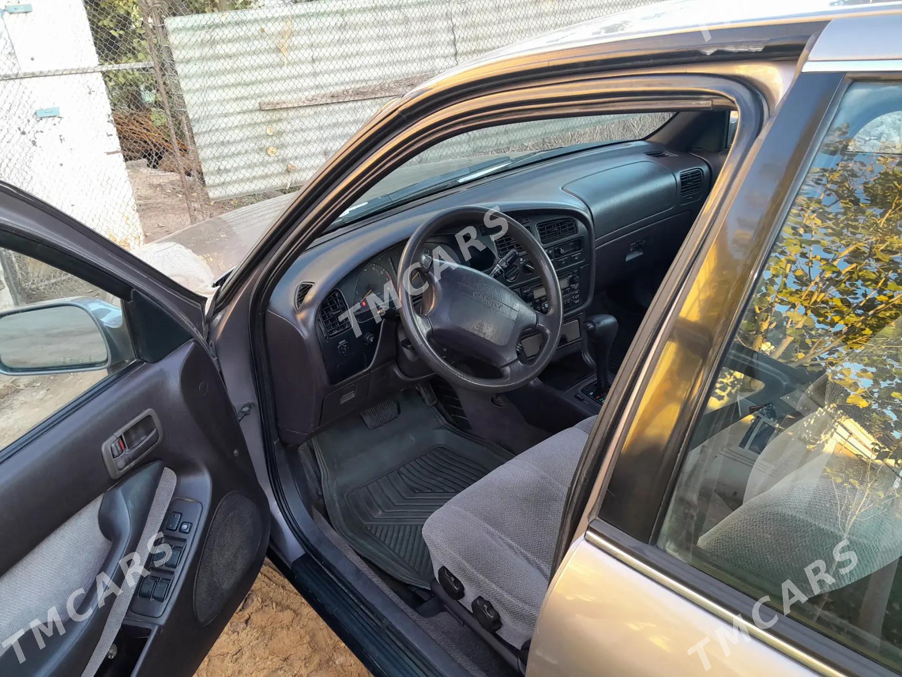 Toyota Camry 1995 - 100 000 TMT - Болдумсаз - img 3