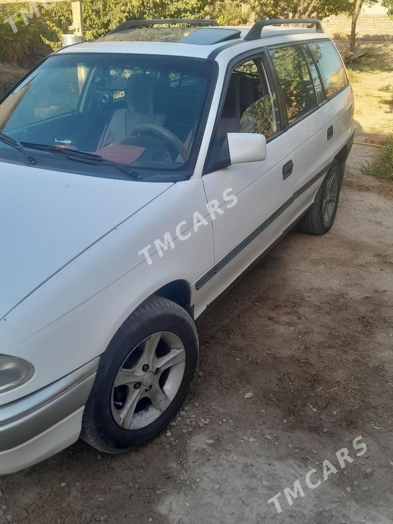Opel Astra 1994 - 35 000 TMT - Чарджоу - img 4